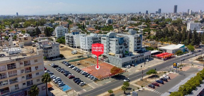 Parcela comercial a la venta en Nicosia