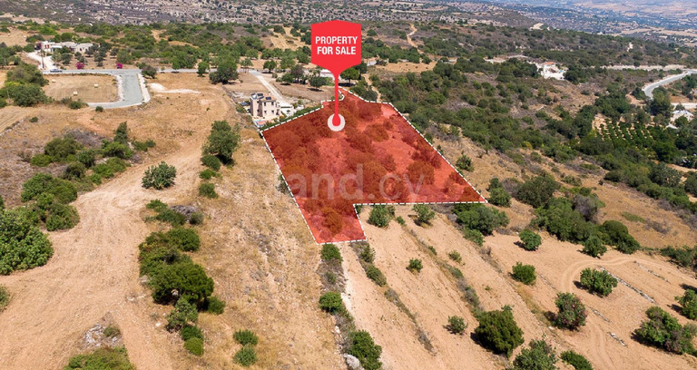 Landwirtschaftliches Baugebiet in Paphos zu verkaufen
