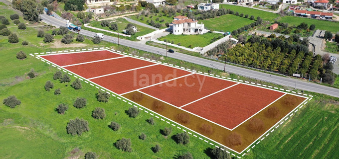 Campo residencial a la venta en Nicosia