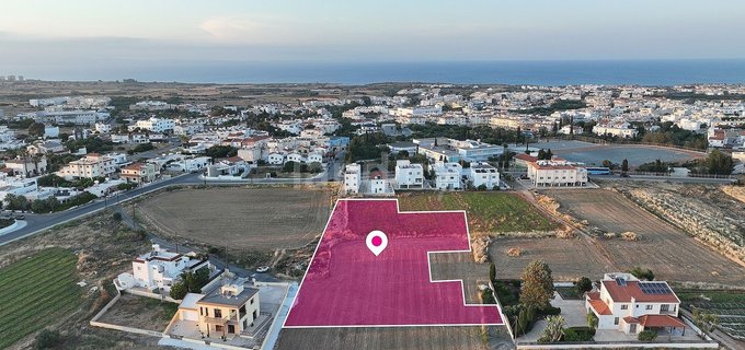 Residential field for sale in Paralimni