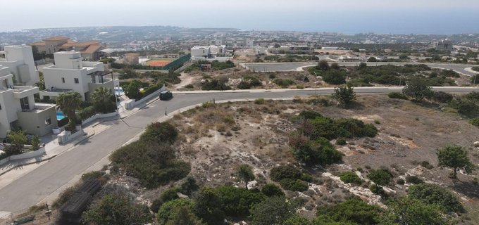 Tomt avsedd för boende till salu i Paphos