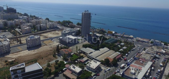 Kommersiell tomt till salu i Limassol