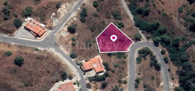 Campo a la venta en Nicosia