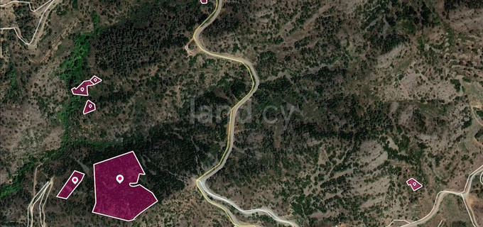 Fält till salu i Limassol