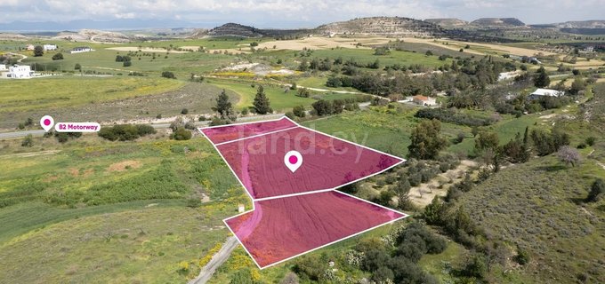 Campo a la venta en Nicosia