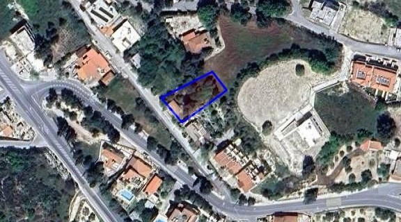 Tomt avsedd för boende till salu i Paphos