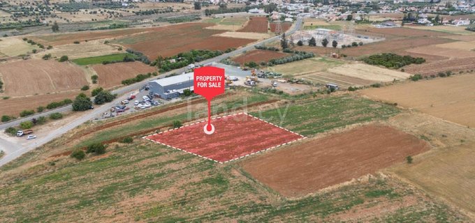 Industrifält till salu i Nicosia
