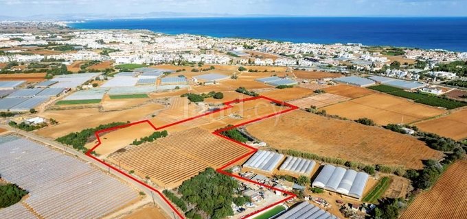 Touristic field for sale in Paralimni