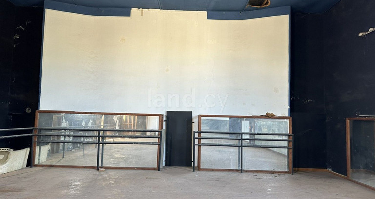 Εμπορικό οικόπεδο προς πώληση - Πάφος