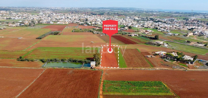 Campo residencial a la venta en Liopetri