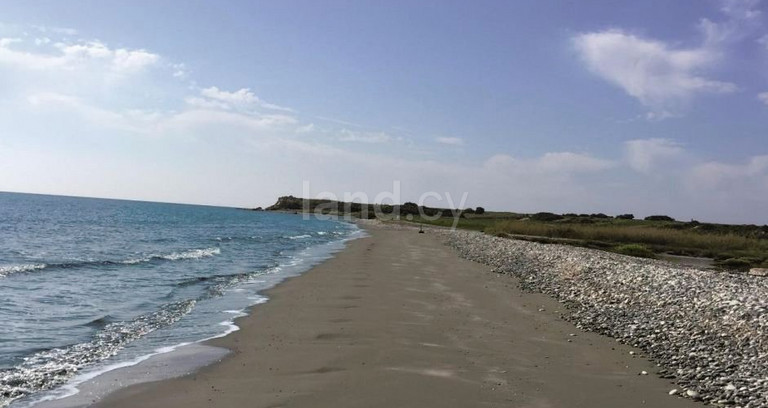 Τουριστικό αγροτεμάχιο προς πώληση - Λάρνακα