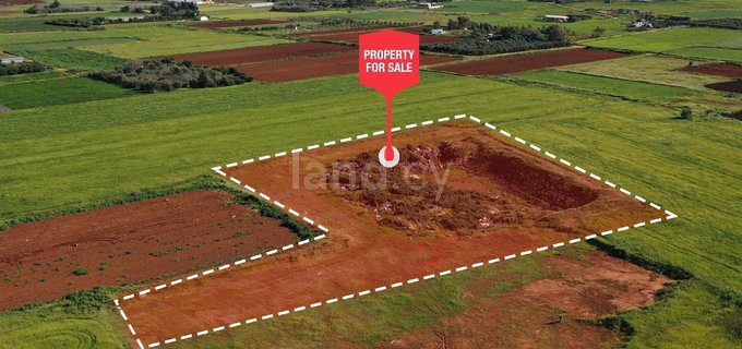 Landwirtschaftliches Baugebiet in Avgorou zu verkaufen