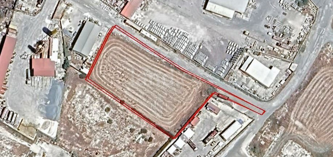 Industrial field for sale in Larnaca