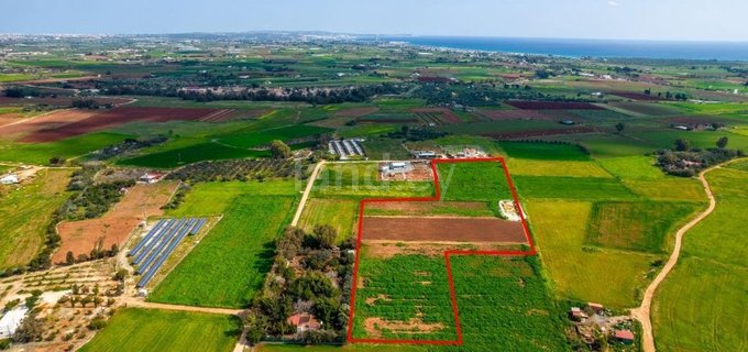 Plot for sale in Larnaca