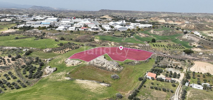 Landwirtschaftliches Baugebiet in Nicosia zu verkaufen