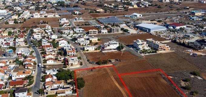 Parcela residencial a la venta en Deryneia