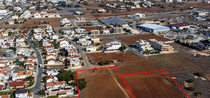 Parcela residencial a la venta en Deryneia