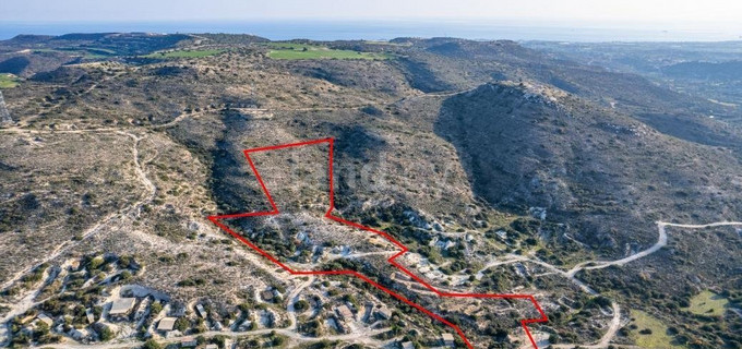 Agricultural plot for sale in Larnaca