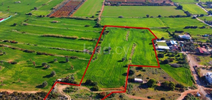 Plot for sale in Larnaca