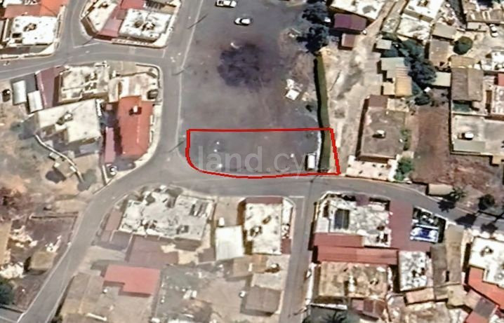 Commercial plot for sale in Frenaros