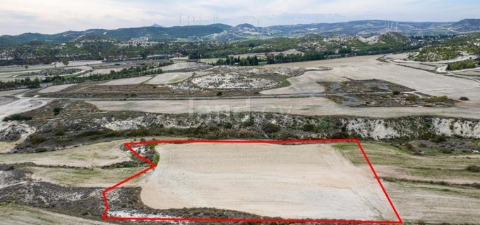 Agricultural plot for sale in Larnaca