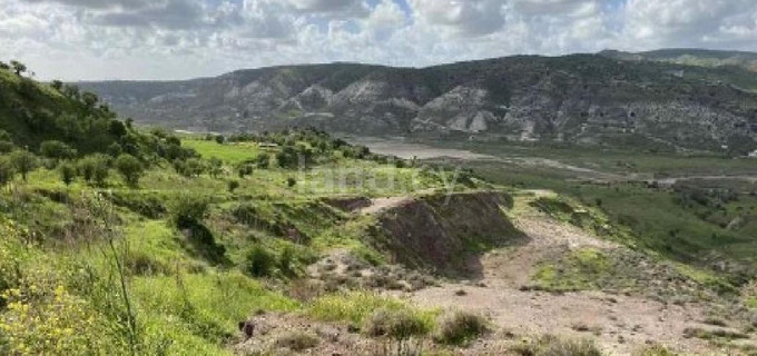 Landwirtschaftliches Baugebiet in Paphos zu verkaufen