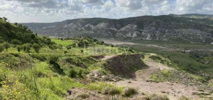 Campo agrícola a la venta en Paphos