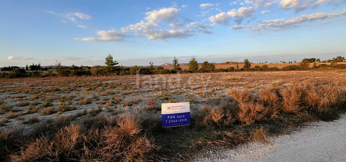 Landwirtschaftliches Baugebiet in Larnaca zu verkaufen