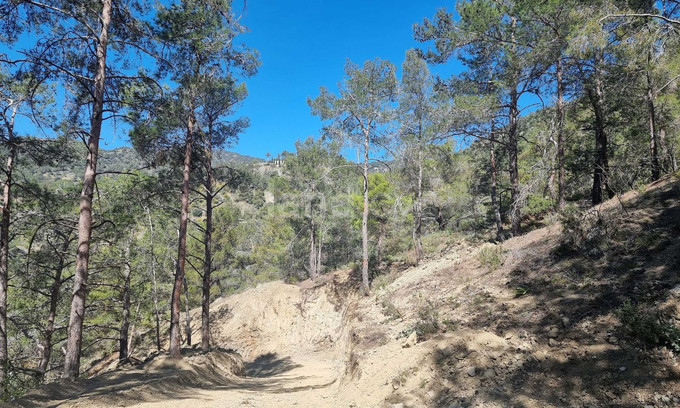 Tomt avsedd för boende till salu i Limassol