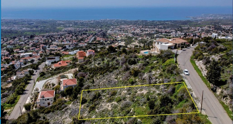 Tomt avsedd för boende till salu i Paphos