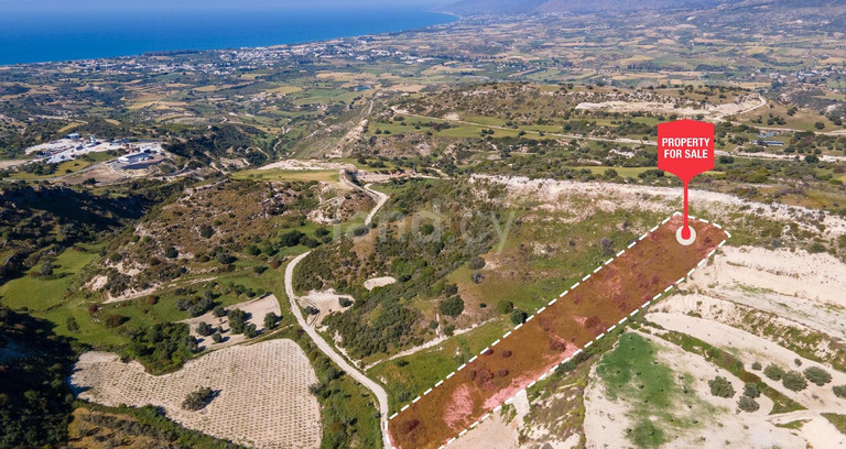 Jordbruksfält till salu i Paphos