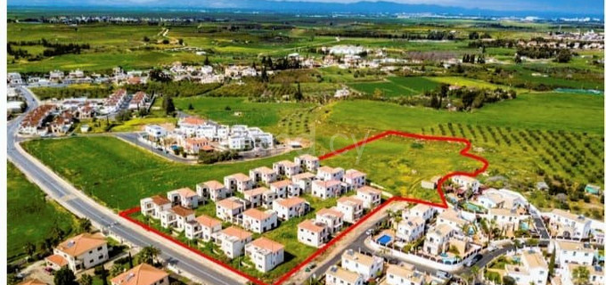 Parcela residencial a la venta en Deryneia