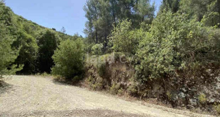 Campo agrícola a la venta en Paphos