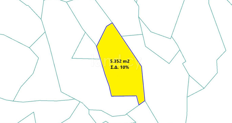 Terrain agricole à vendre à Nicosie