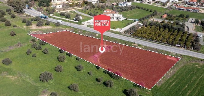 Campo residencial a la venta en Nicosia