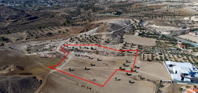 Agricultural plot for sale in Nicosia