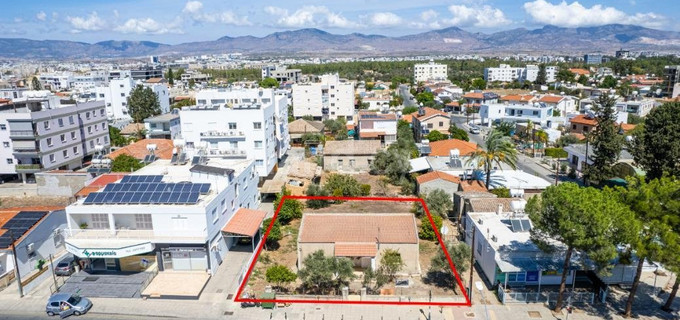 Parcelle commerciale à vendre à Limassol