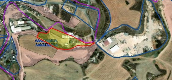 Industrial field for sale in Nicosia