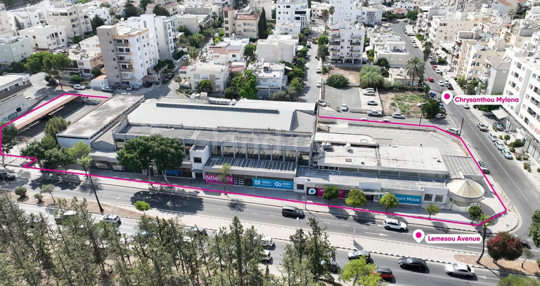 Commercial building for sale in Nicosia