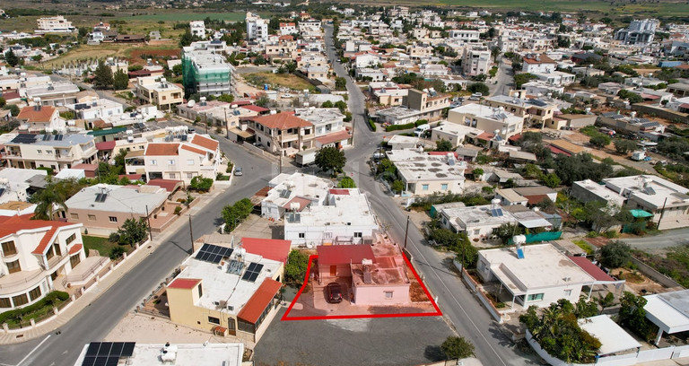 Residential plot for sale in Deryneia
