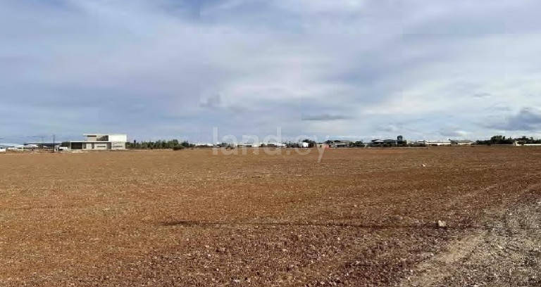 Campo agrícola a la venta en Nicosia