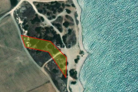 Touristisches Grundstück in Larnaca zu verkaufen