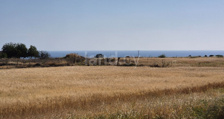 Οικιστικό οικόπεδο προς πώληση - Παραλίμνι