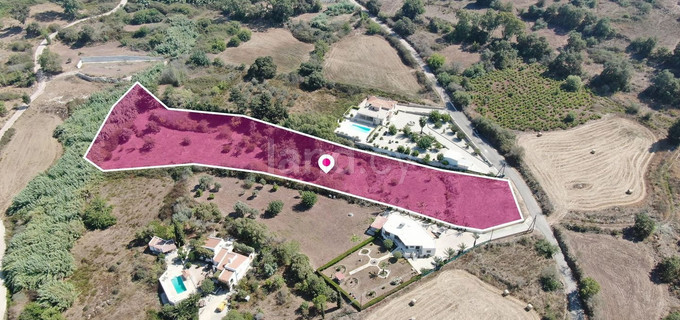 Campo a la venta en Paphos