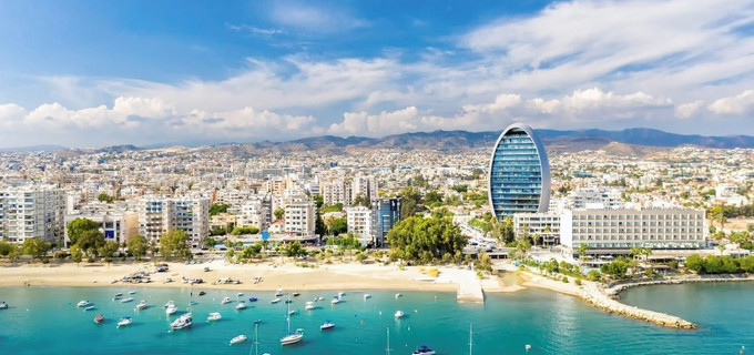 Wohnbaugrundstück in Limassol zu verkaufen