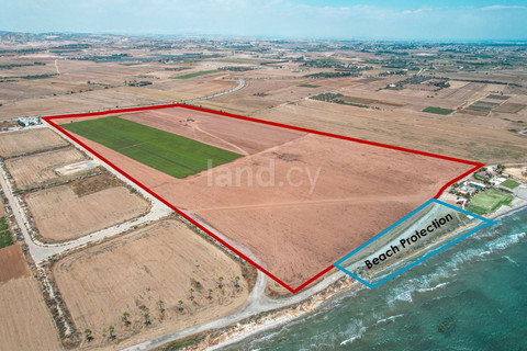 Touristisches Baugebiet in Larnaca zu verkaufen