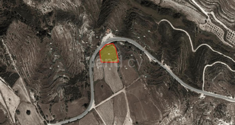 Jordbruksfält till salu i Paphos