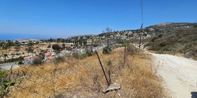 Terrain résidentiel à vendre à Paphos