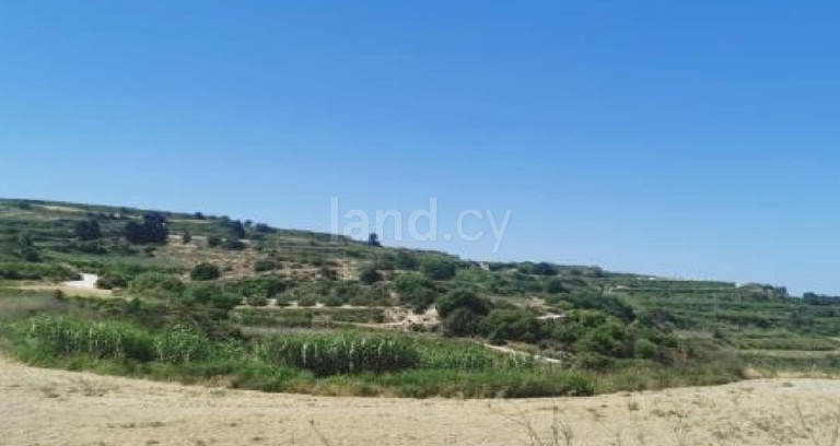 Landwirtschaftliches Baugebiet in Paphos zu verkaufen