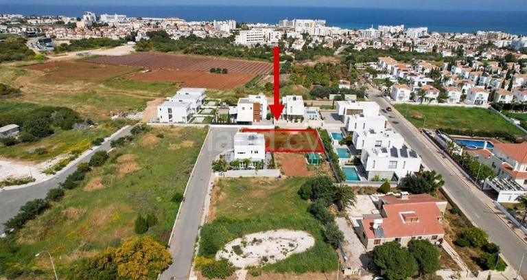 Τουριστικό οικόπεδο προς πώληση - Παραλίμνι